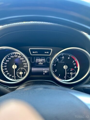 Mercedes GL 500 4MATIC 2015, 74,000 km - 4.7 l - Bakı
