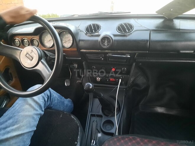 LADA (VAZ) 2106 1977, 180,000 km - 1.3 л - Bakı