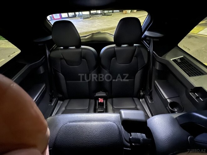 Volvo XC90-7