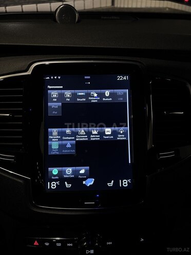 Volvo XC90-11