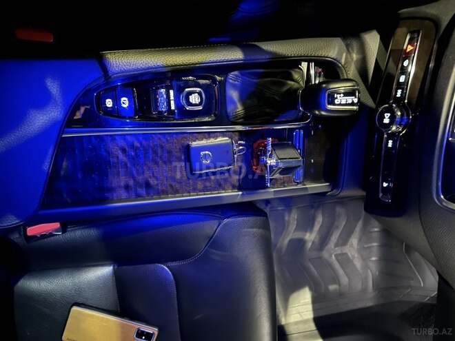 Volvo XC90-20