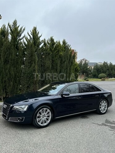 Audi A8-10