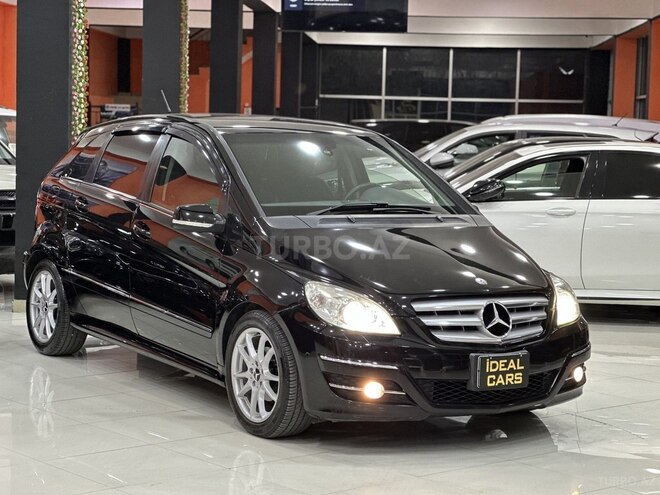 Mercedes B 170 2009, 183,000 km - 1.7 л - Sumqayıt