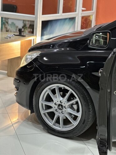 Mercedes B 170 2009, 183,000 km - 1.7 л - Sumqayıt