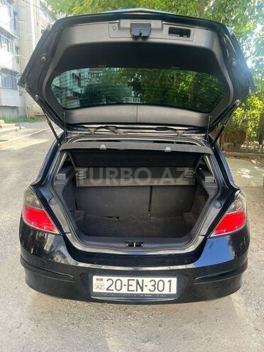 Opel Astra 2009, 210,000 km - 1.4 l - Gəncə