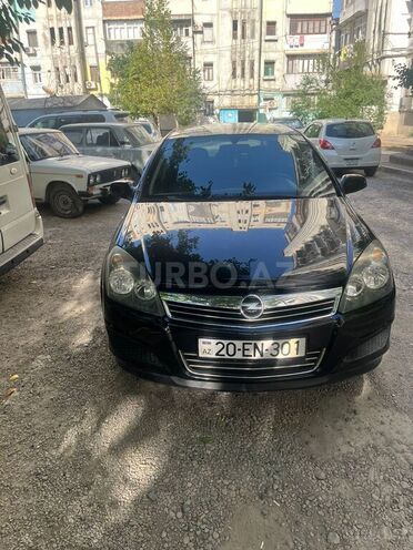Opel Astra 2009, 210,000 km - 1.4 l - Gəncə