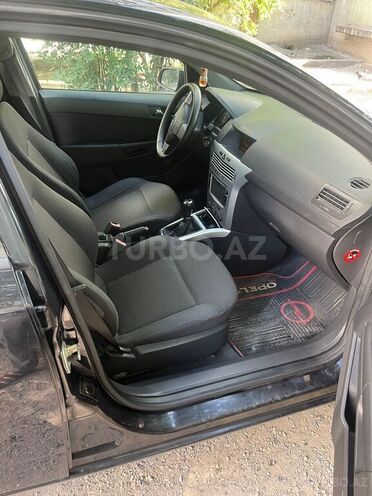 Opel Astra 2009, 210,000 km - 1.4 l - Gəncə
