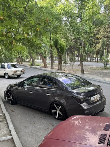 Chevrolet Cruze 2011, 215,000 km - 1.4 л - Mingəçevir