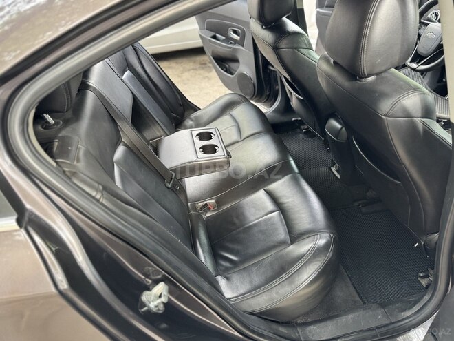 Chevrolet Cruze 2011, 215,000 km - 1.4 л - Mingəçevir