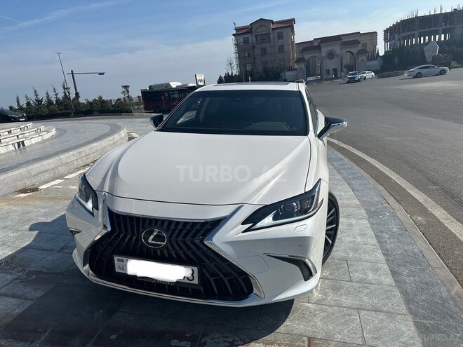 Lexus ES 300h 2023, 4,700 km - 2.5 l - Bakı