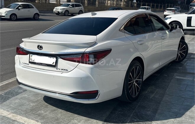 Lexus ES 300h 2023, 4,700 km - 2.5 l - Bakı