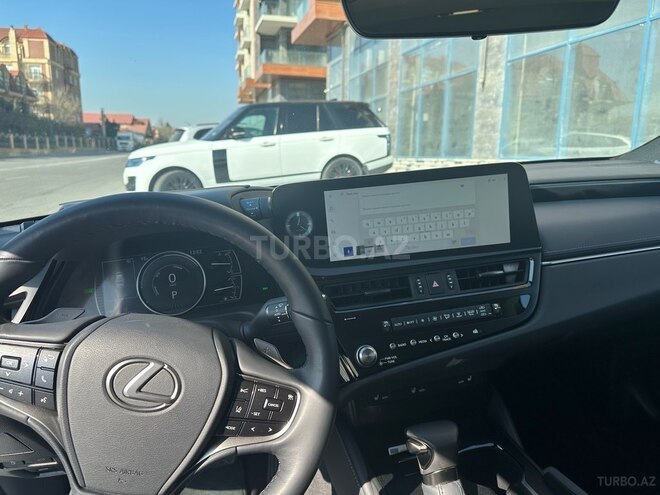 Lexus ES 300h 2023, 4,700 km - 2.5 l - Bakı