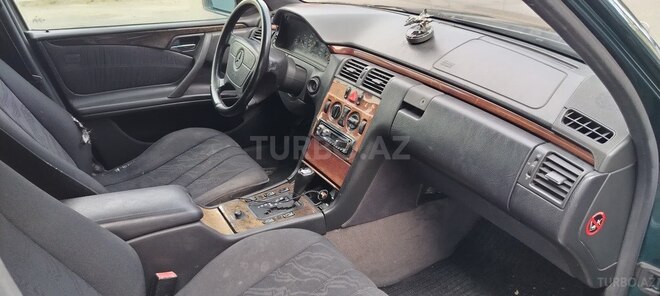 Mercedes E 230 1996, 450,000 km - 2.3 l - Ağstafa