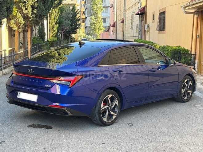 Hyundai Elantra-5