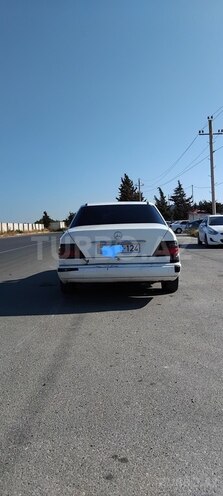 Mercedes E 300 d 1993, 352,164 km - 3.0 l - Bakı