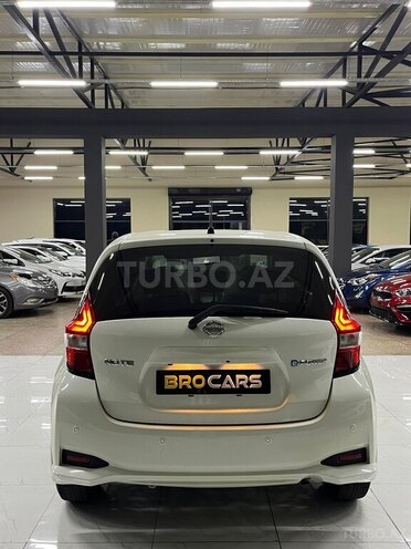 Nissan Note-13