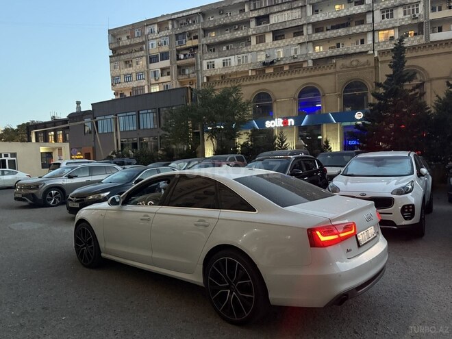 Audi A6 2014, 185,400 km - 3.0 l - Bakı