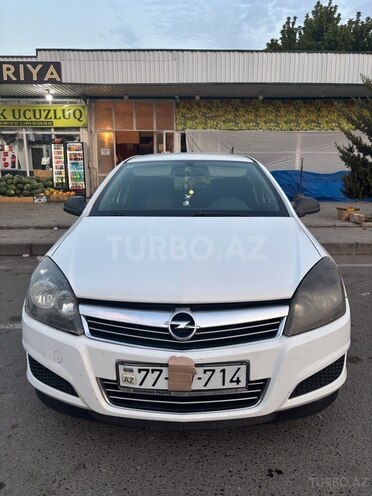 Opel Astra 2010, 390,000 km - 1.3 l - Saatlı
