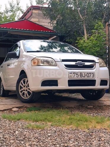 Chevrolet Aveo-7