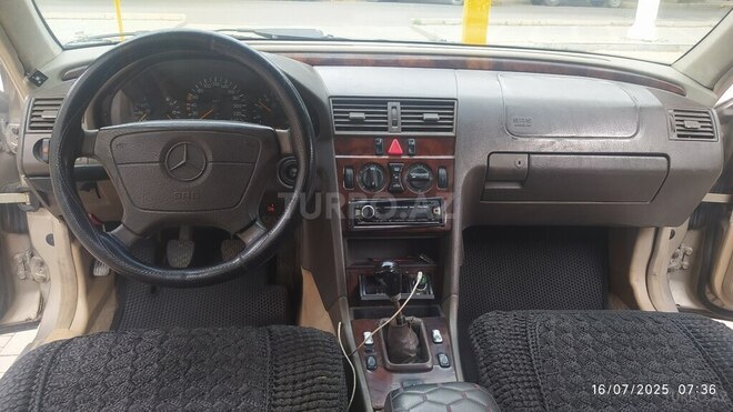 Mercedes C 180 1996, 320,000 km - 1.8 l - Gəncə