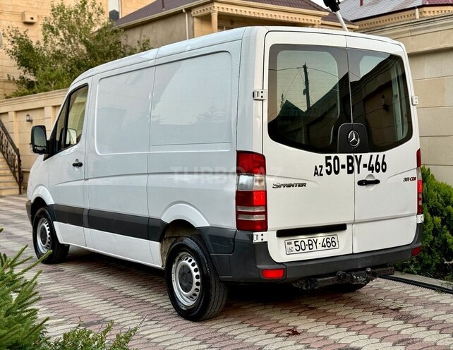 Mercedes Sprinter 313 2008, 379,000 km - 2.2 l - Bakı