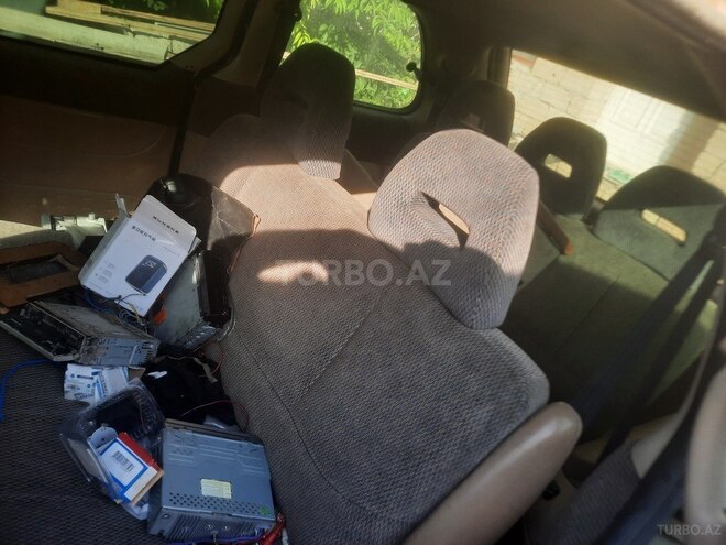 Chrysler Voyager 1997, 250,000 km - 2.4 l - Bakı