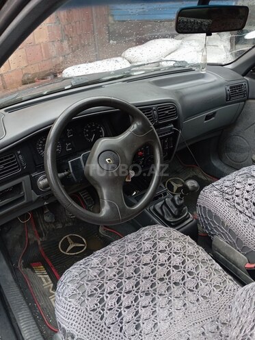 Renault 19 1998, 420,000 km - 1.4 l - Zaqatala