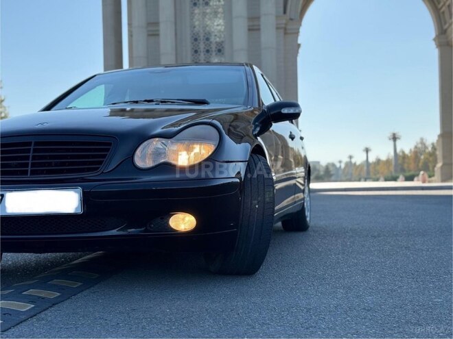 Mercedes C 220 d 2000, 256,000 km - 2.2 l - Gəncə