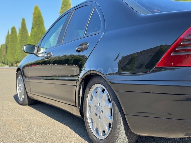 Mercedes C 220 d 2000, 256,000 km - 2.2 l - Gəncə