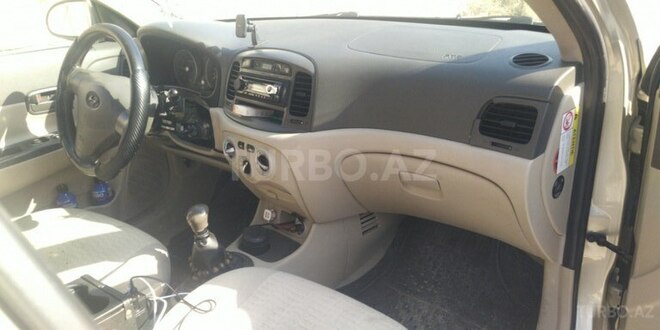 Hyundai Accent 2008, 300,000 km - 1.6 l - Bakı