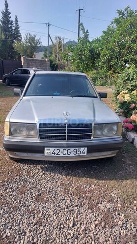 Mercedes 190 1991, 759,000 km - 2.0 l - Astara