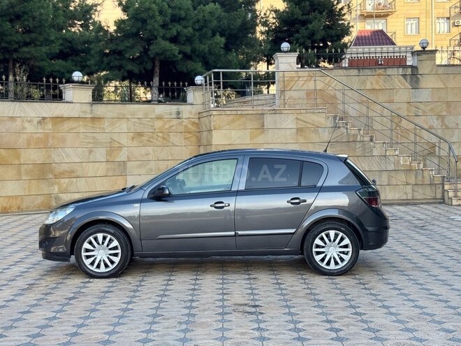 Opel Astra 2008, 190,000 km - 1.4 l - Gəncə