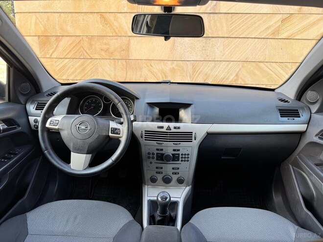 Opel Astra 2008, 190,000 km - 1.4 l - Gəncə
