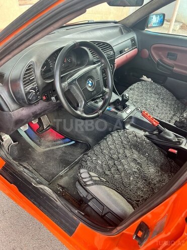 BMW 318 1993, 428,000 km - 1.8 l - Sumqayıt