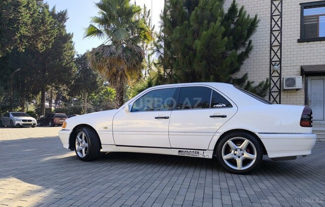 Mercedes C 200 1998, 310,000 km - 2.0 л - Lənkəran