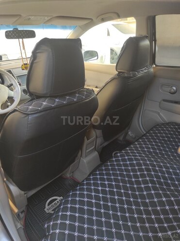 Nissan Tiida-3