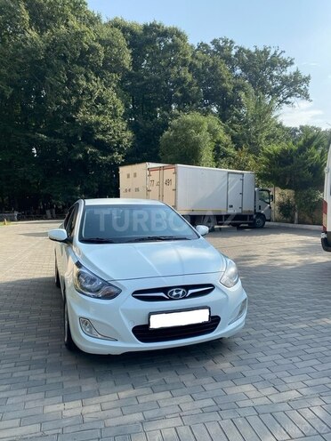 Hyundai Accent 2012, 154,650 km - 1.6 l - Masallı