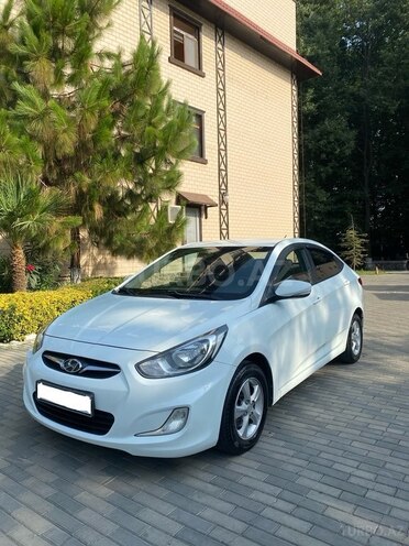 Hyundai Accent 2012, 154,650 km - 1.6 l - Masallı