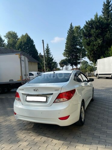 Hyundai Accent 2012, 154,650 km - 1.6 l - Masallı