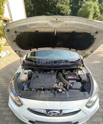 Hyundai Accent 2012, 154,650 km - 1.6 l - Masallı