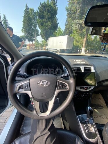 Hyundai Accent 2012, 154,650 km - 1.6 l - Masallı