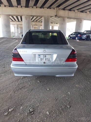 Mercedes C 200 1998, 196,500 km - 2.0 л - Zaqatala