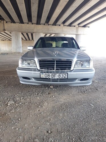 Mercedes C 200 1998, 196,500 km - 2.0 л - Zaqatala