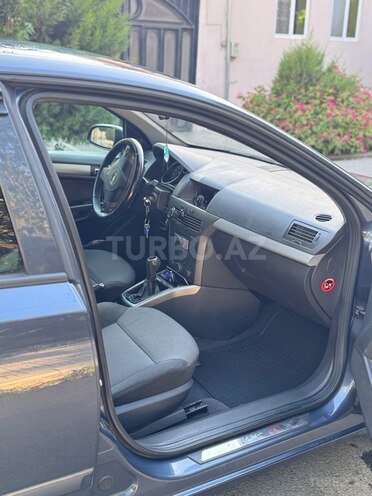 Opel Astra 2006, 255,000 km - 1.4 l - Lənkəran