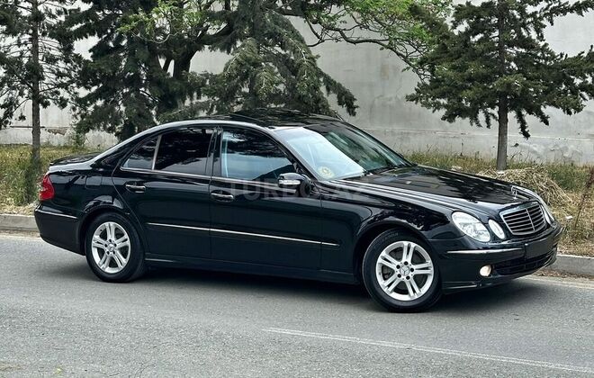 Mercedes E 240 2002, 348,000 km - 2.6 л - Bakı