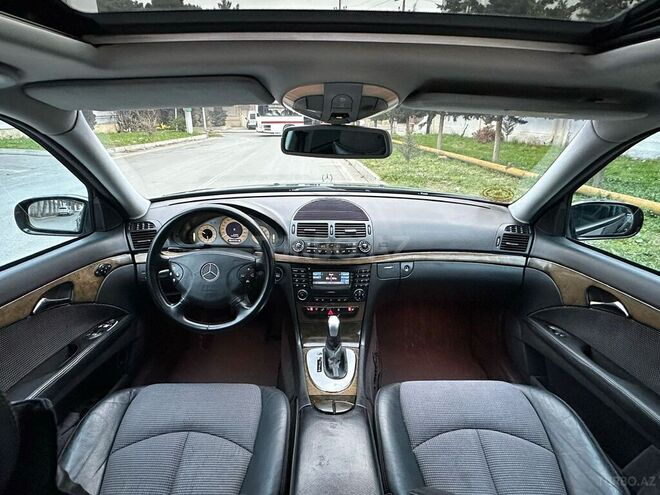 Mercedes E 240 2002, 348,000 km - 2.6 л - Bakı