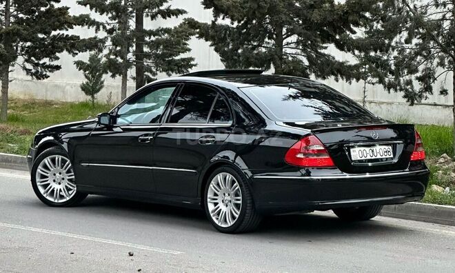 Mercedes E 240 2002, 348,000 km - 2.6 л - Bakı