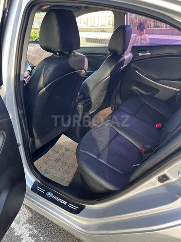 Hyundai Accent 2015, 130,000 km - 1.4 l - Bakı