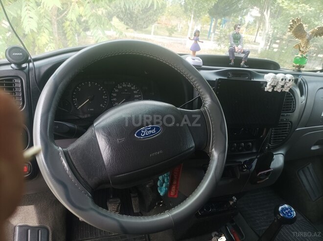 Ford Transit 2002, 330,000 km - 2.4 l - Bakı