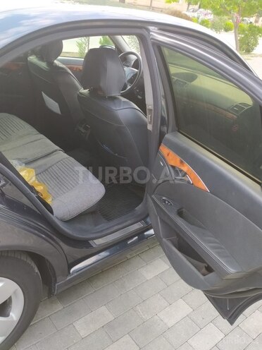Mercedes E 220 d 2002, 69,300 km - 2.2 l - İmişli